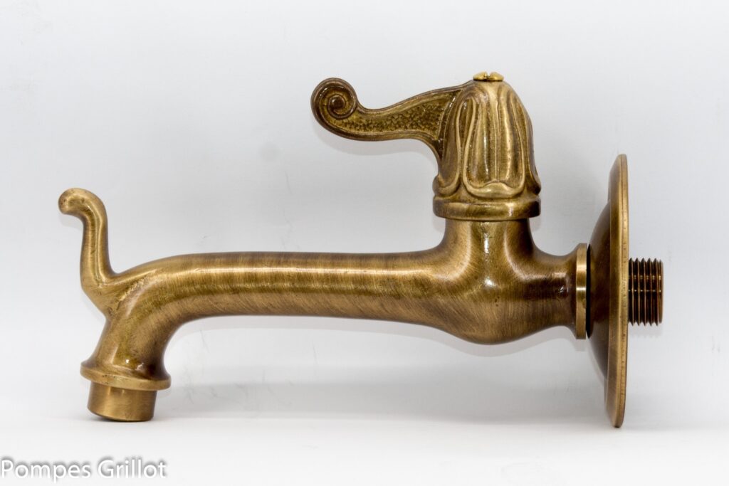 ROBINET 1/2 ’’ + ROSACE