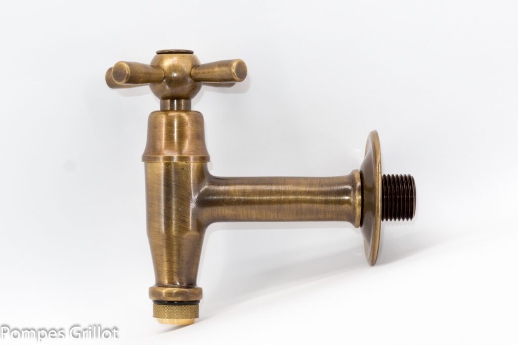 Robinet Équerre POIGNEE CROIX 1/2"