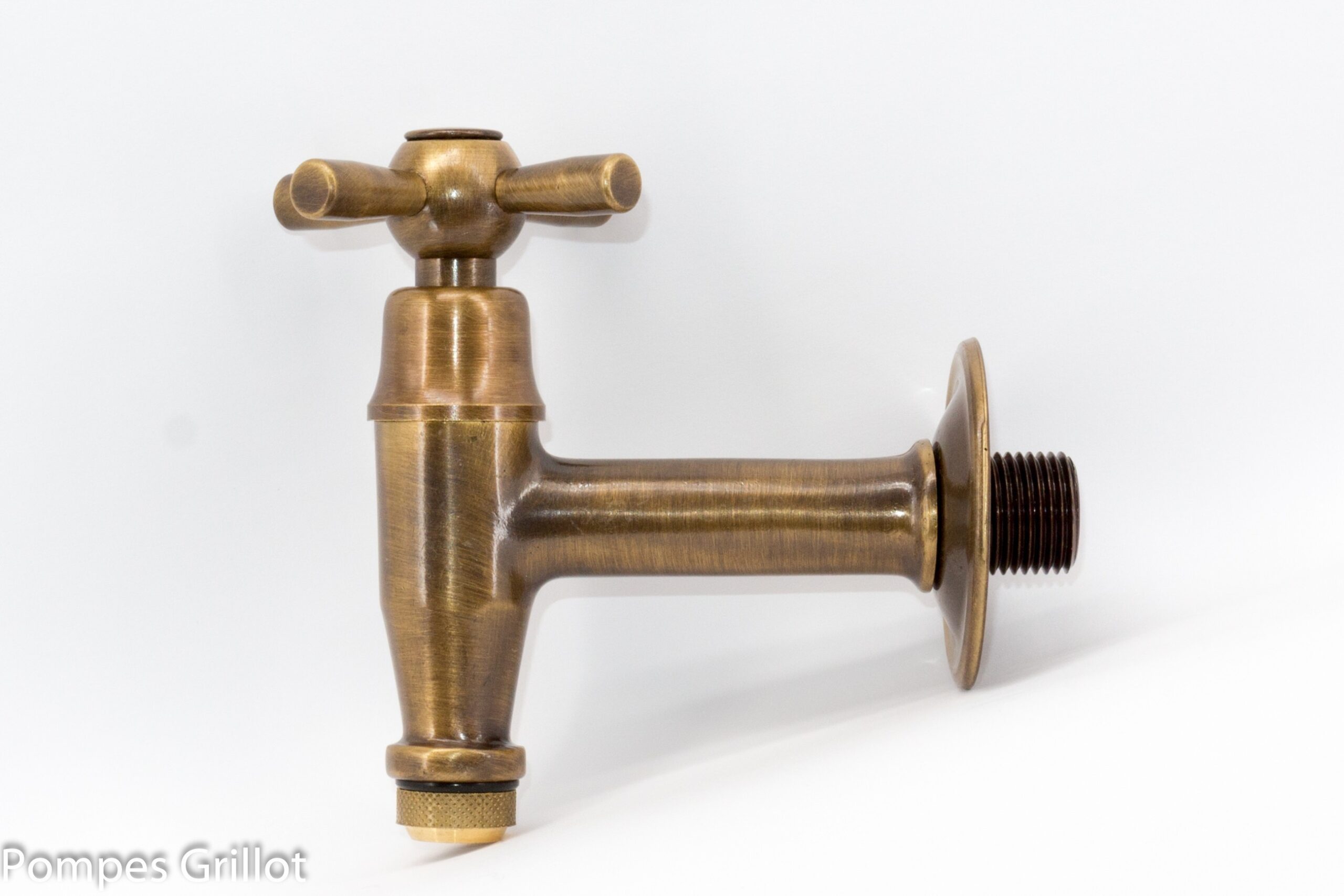 Robinet Équerre POIGNEE CROIX 1/2"